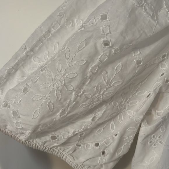 H&M plus sized white cotton eyelet dress - Picture 5 of 8